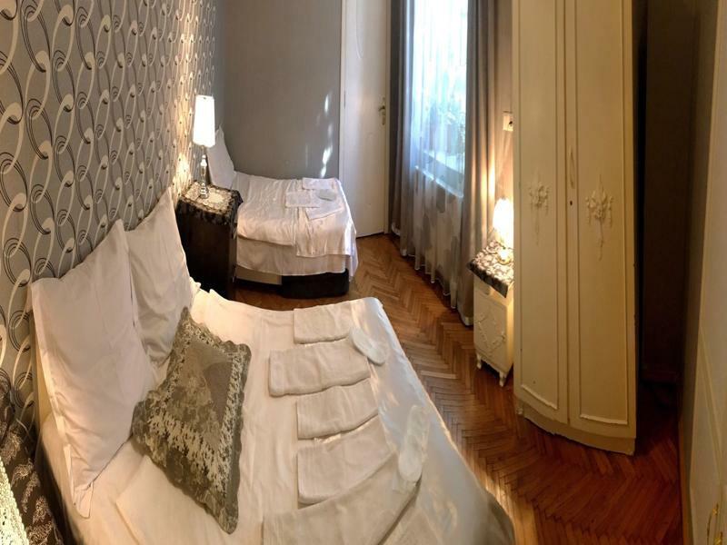 Family Hotel Parajanov Tbilissi Extérieur photo