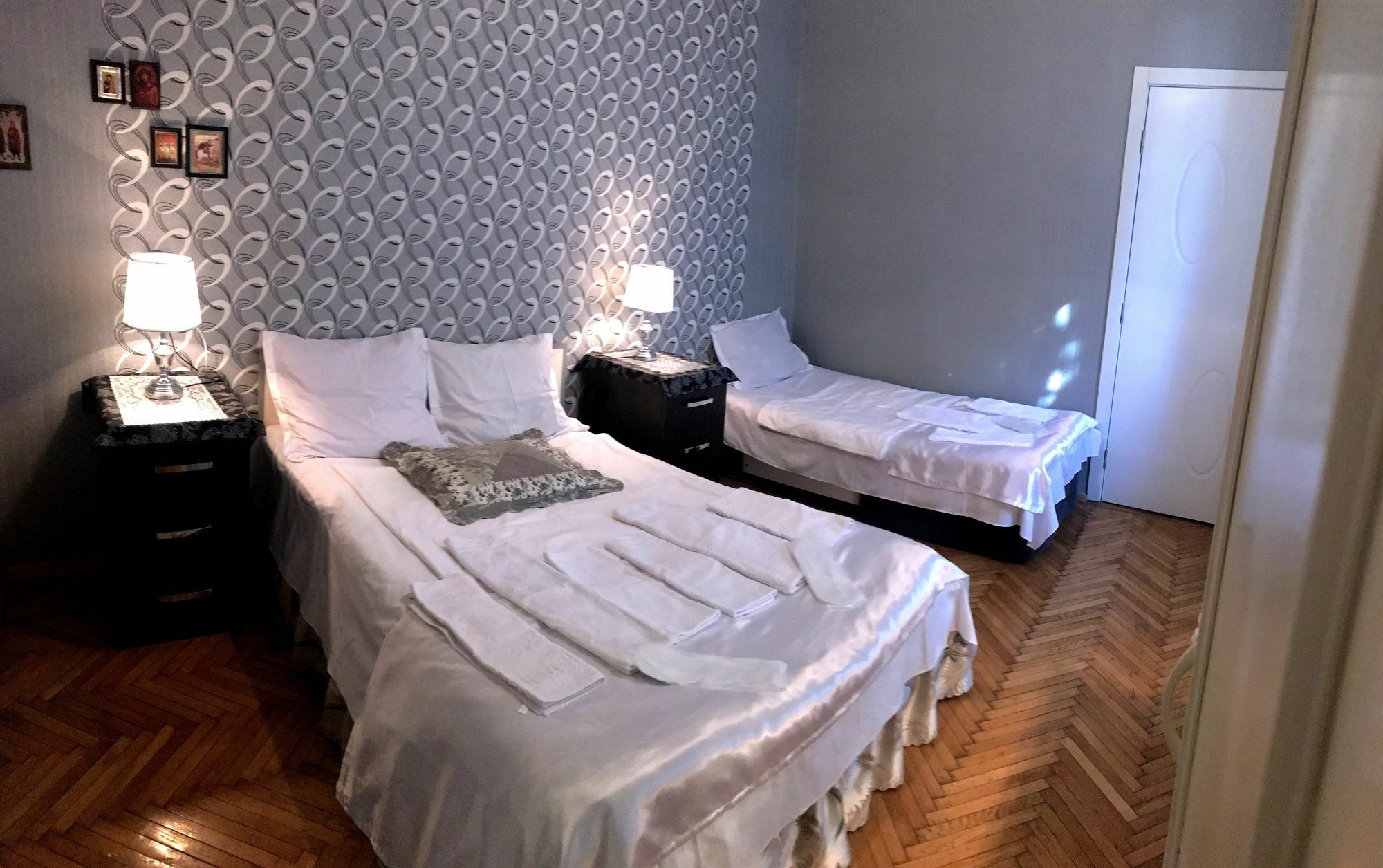 Family Hotel Parajanov Tbilissi Extérieur photo