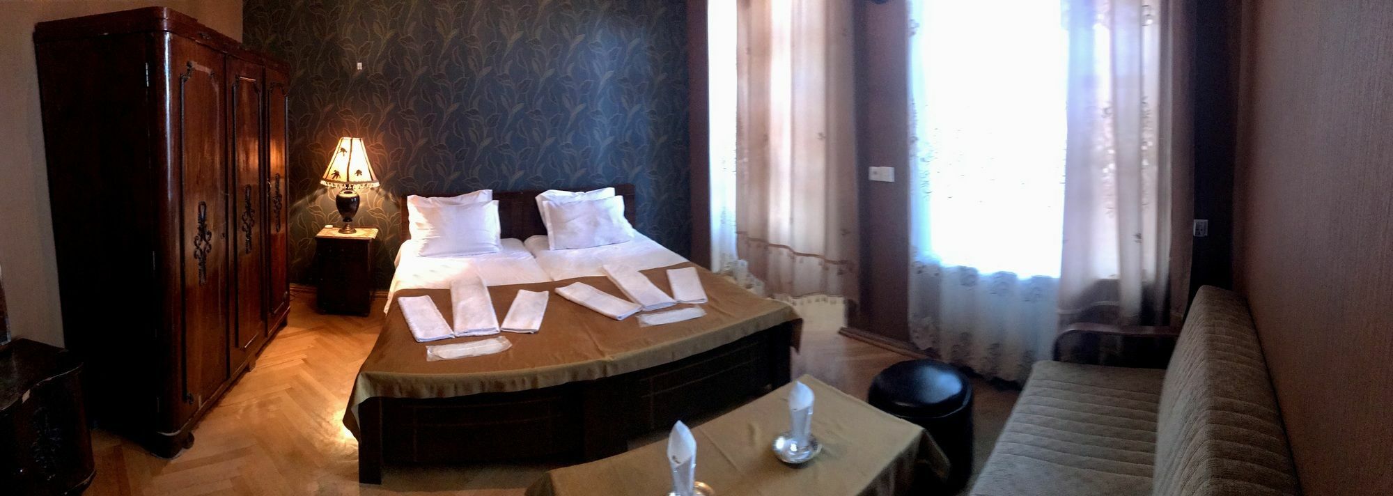Family Hotel Parajanov Tbilissi Extérieur photo